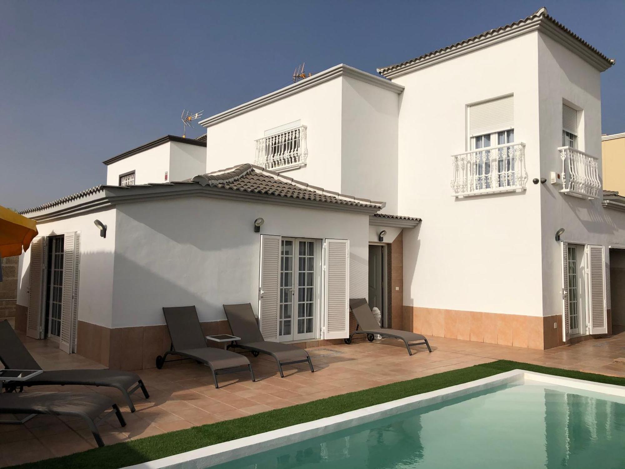 Villa Vanesa Luxury Private Villa With A Heated Pool, 4 Bedrooms And 4 Bathrooms Costa Adeje  Exteriör bild