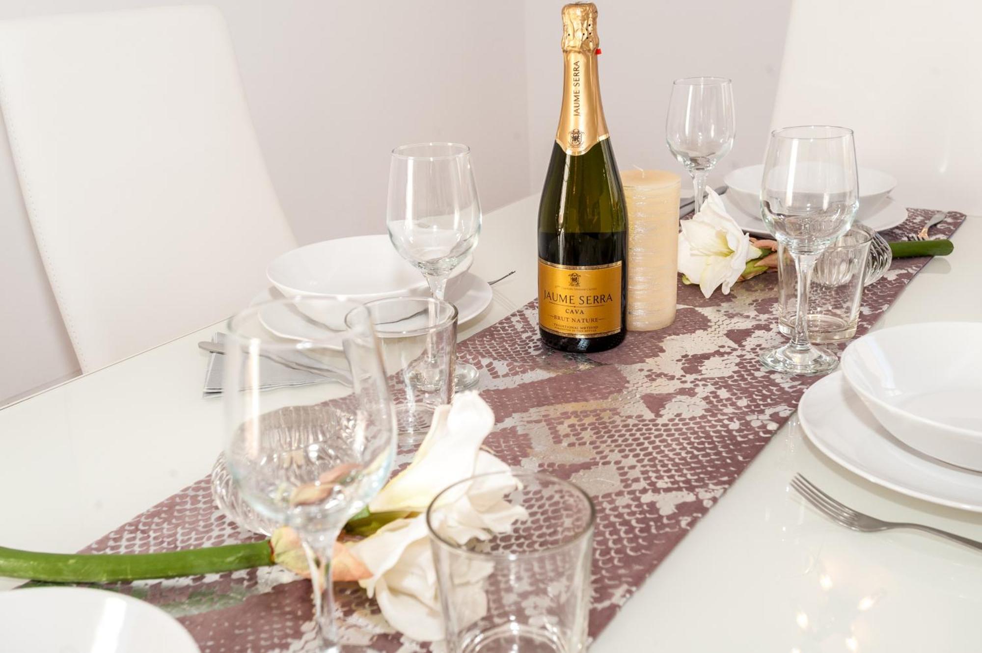 Villa Vanesa Luxury Private Villa With A Heated Pool, 4 Bedrooms And 4 Bathrooms Costa Adeje  Exteriör bild