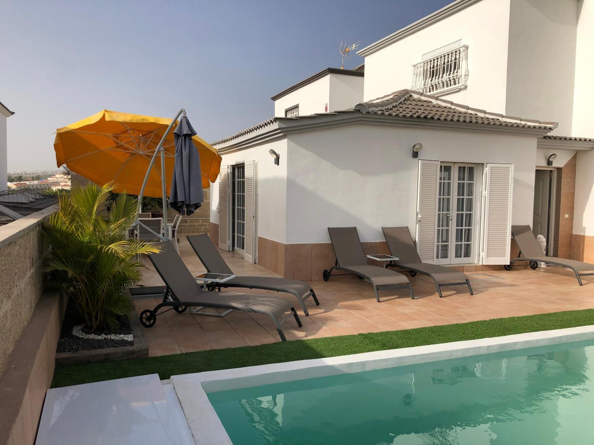 Villa Vanesa Luxury Private Villa With A Heated Pool, 4 Bedrooms And 4 Bathrooms Costa Adeje  Exteriör bild