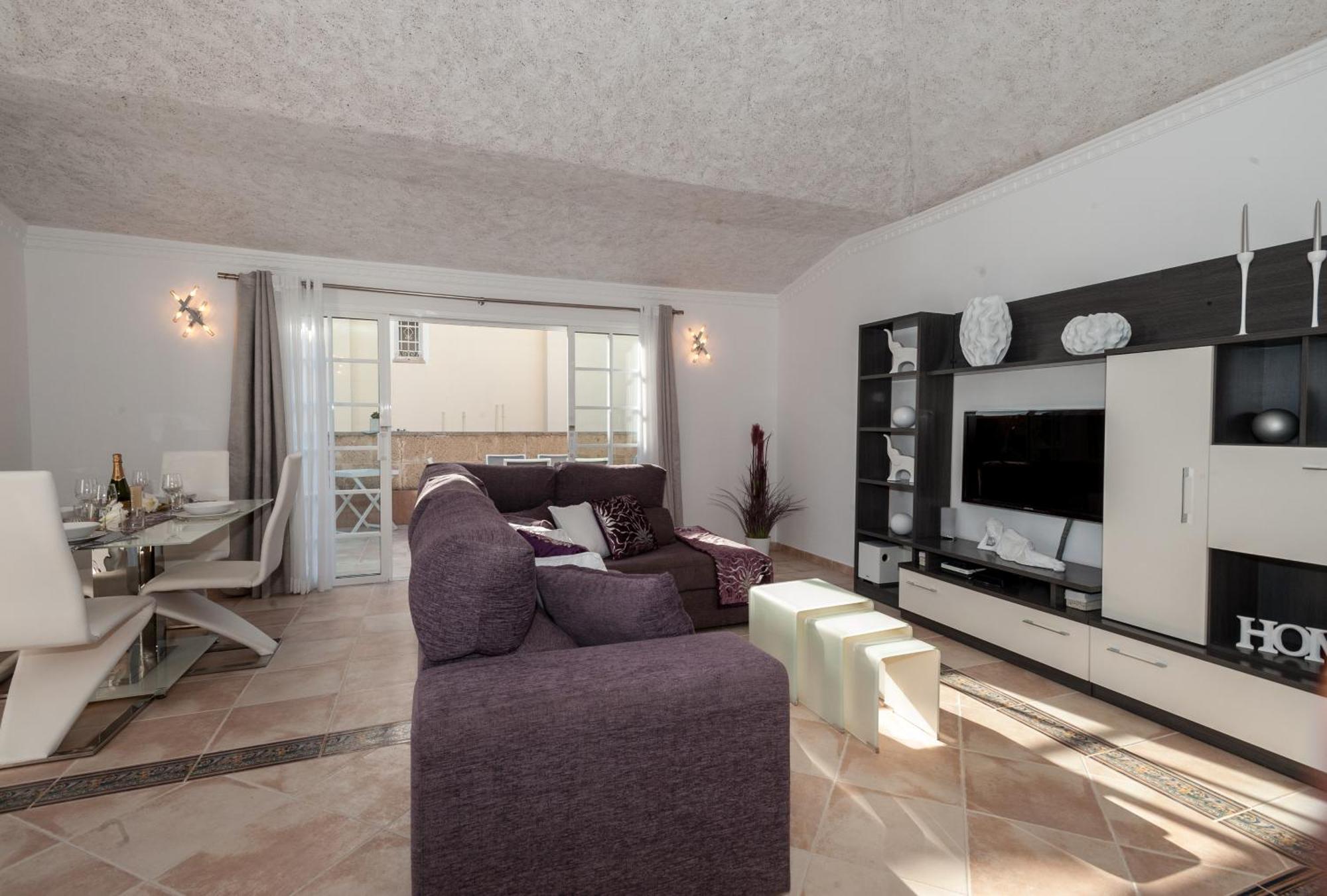 Villa Vanesa Luxury Private Villa With A Heated Pool, 4 Bedrooms And 4 Bathrooms Costa Adeje  Exteriör bild