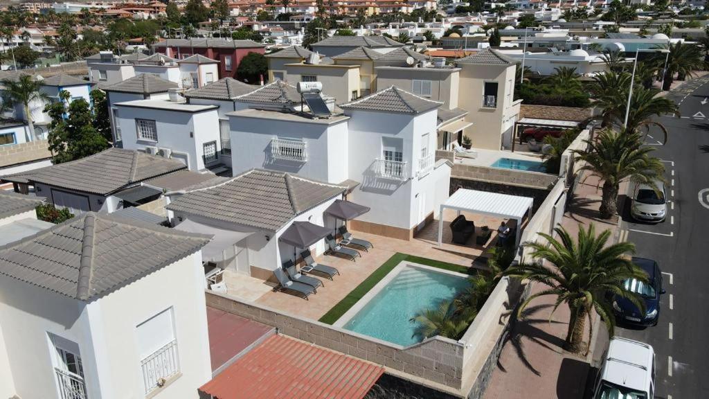 Villa Vanesa Luxury Private Villa With A Heated Pool, 4 Bedrooms And 4 Bathrooms Costa Adeje  Exteriör bild