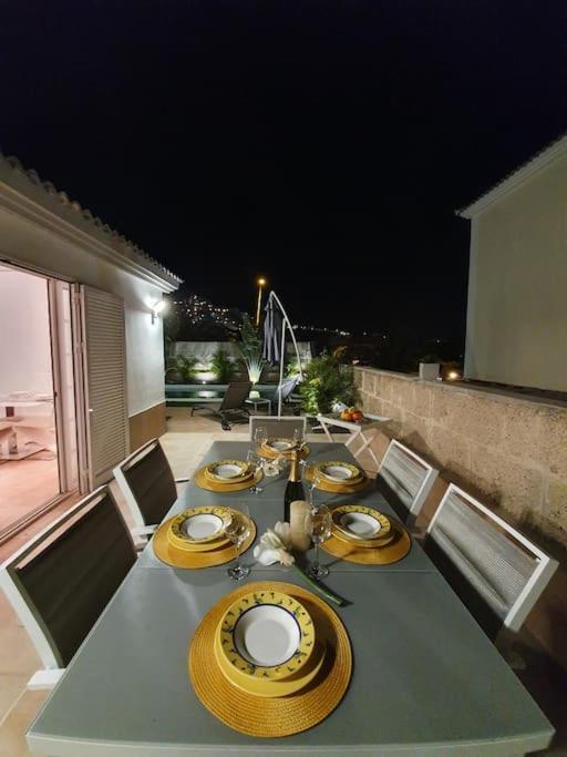 Villa Vanesa Luxury Private Villa With A Heated Pool, 4 Bedrooms And 4 Bathrooms Costa Adeje  Exteriör bild