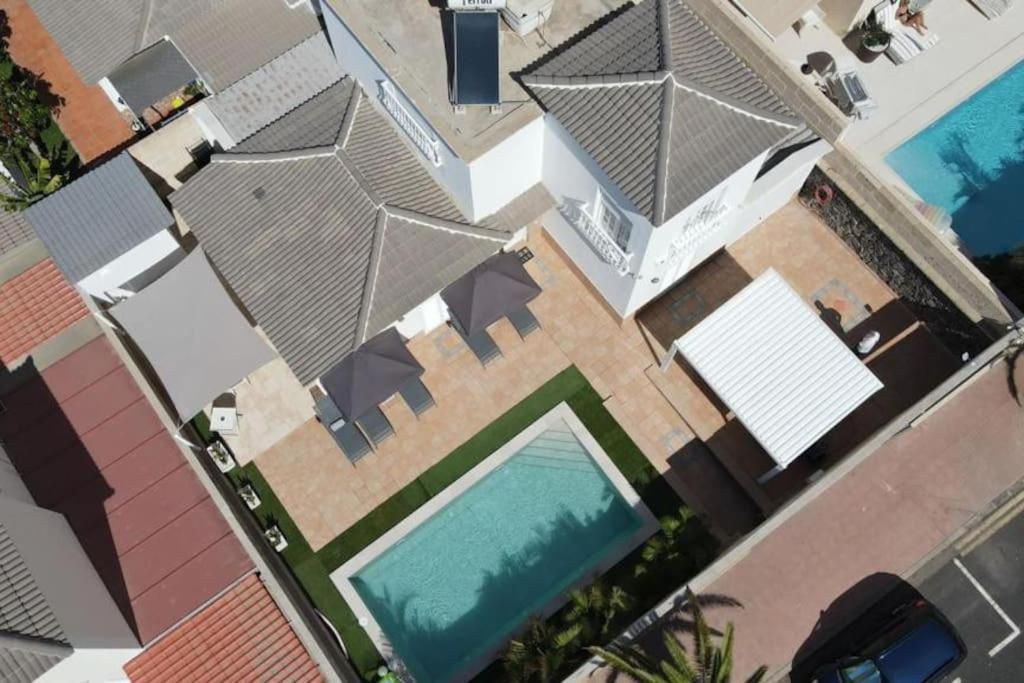 Villa Vanesa Luxury Private Villa With A Heated Pool, 4 Bedrooms And 4 Bathrooms Costa Adeje  Exteriör bild